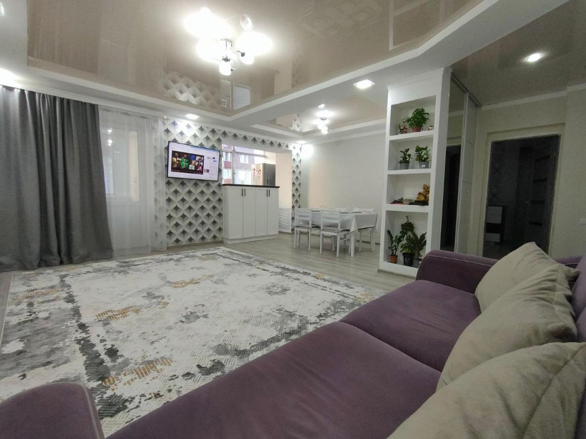 Отличная Двухкомнатная Квартира-Студия 70Кв Uralsk Extérieur photo